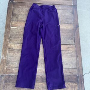 Dagacci women’s scrubs purple size small